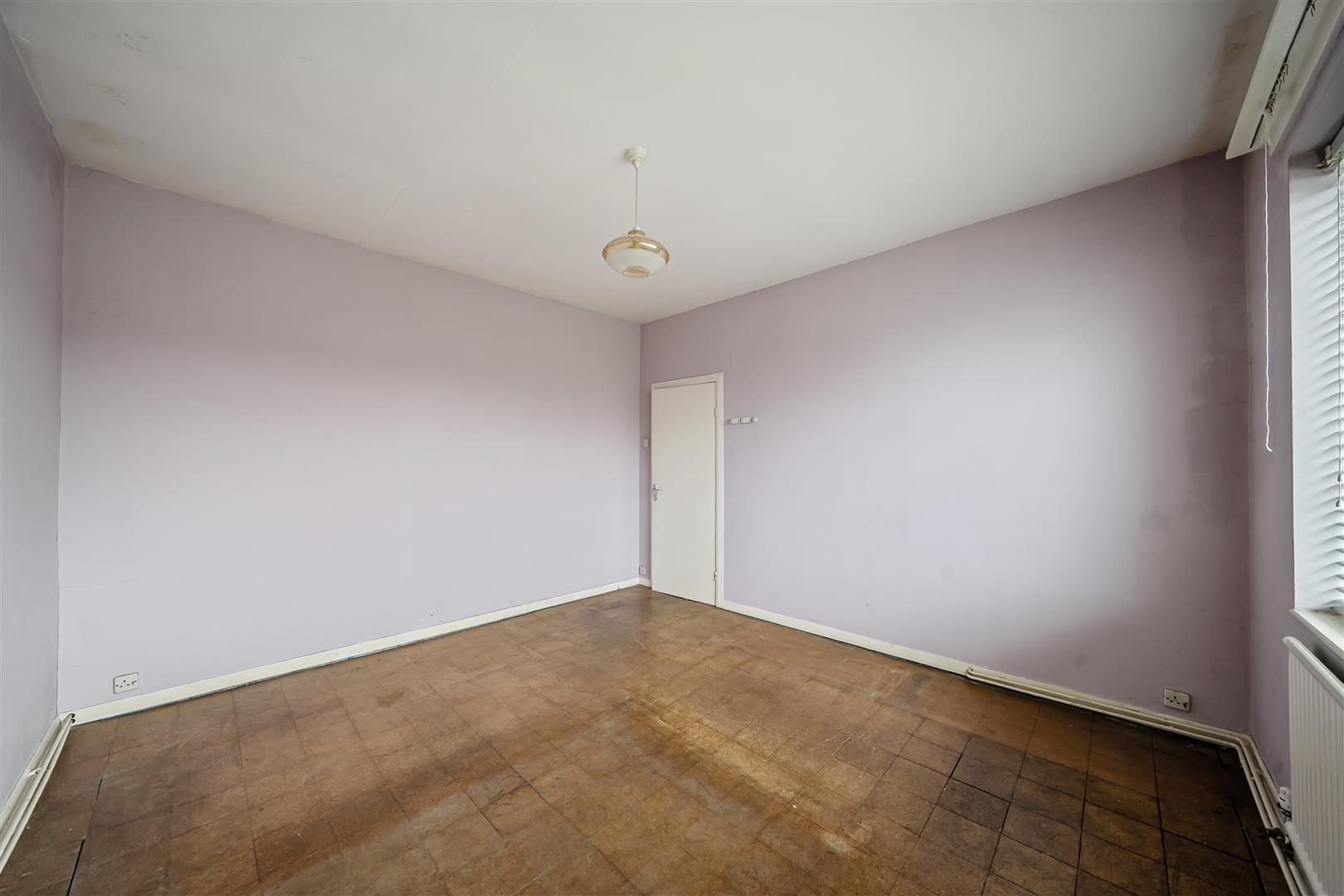 Brithwen Road, Waunarlwydd, Swansea, SA5 4QS